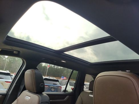 New 2026 GMC Acadia Denali Ultimate w/ LPO, Floor Liner Package image 24