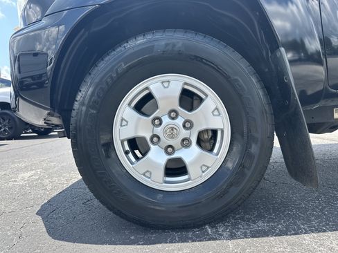 Used 2013 Toyota Tacoma 4x4 Double Cab w/ SR5 Pkg image 12
