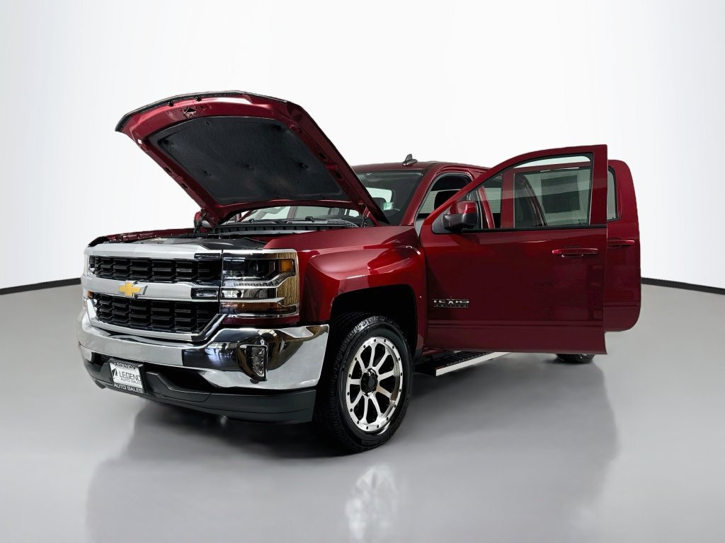 Used 2018 Chevrolet Silverado 1500 LT w/ Texas Edition RWD image 21