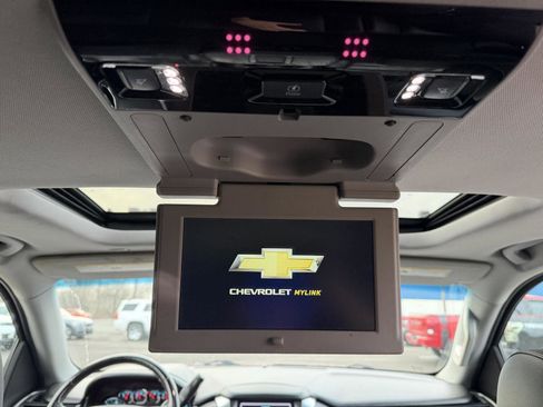 Used 2018 Chevrolet Tahoe LT w/ LT Signature Package image 37