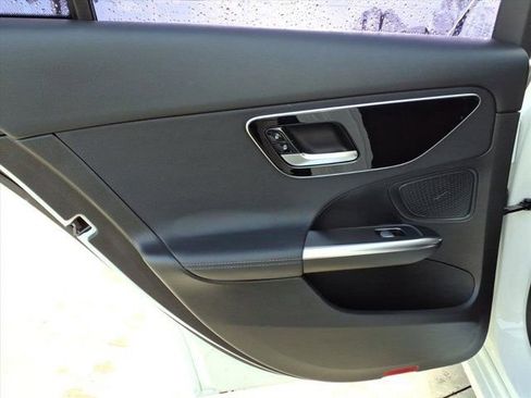 Used 2022 Mercedes-Benz C 300 Sedan image 17