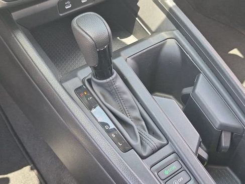 Used 2025 Honda Accord LX image 19