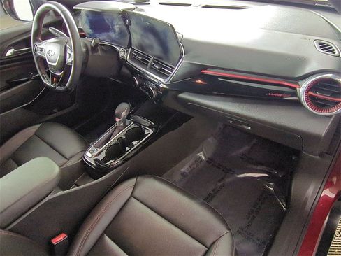 Certified 2024 Chevrolet Trax RS w/ Driver Confidence Package image 28