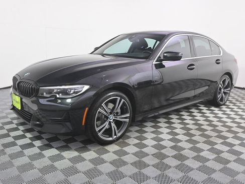 Used 2021 BMW 330i xDrive Sedan w/ Premium Package AWD/4WD image 2