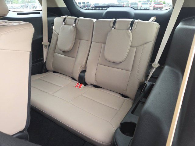 Used 2023 Ford Explorer XLT w/ Equipment Group 202A AWD/4WD image 16