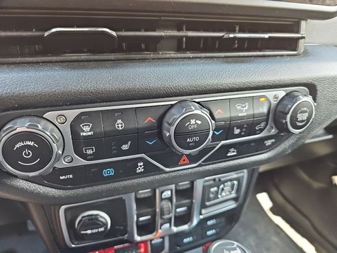 Used 2025 Jeep Wrangler Unlimited Sport S 4xe AWD/4WD image 20