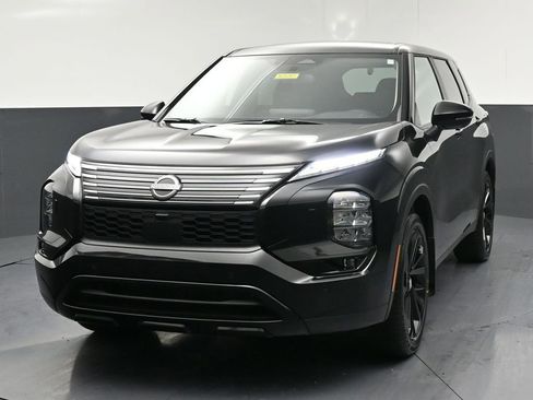 New 2026 Nissan Rogue SL AWD/4WD image 3