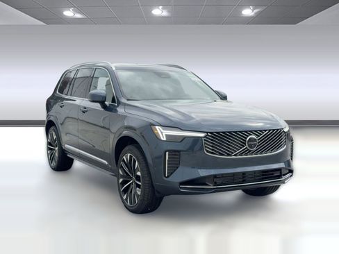 New 2026 Volvo XC90 T8 Ultra w/ Protection Package AWD/4WD image 7