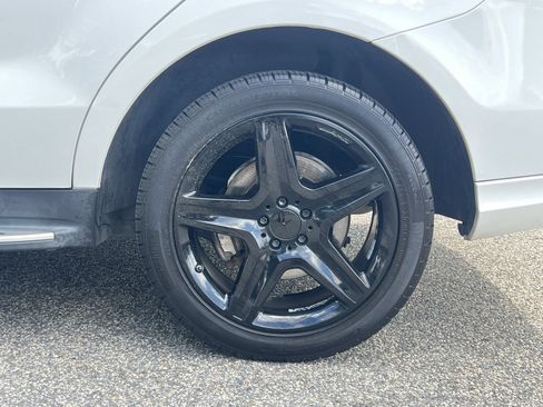 Used 2014 Mercedes-Benz ML 350 4MATIC image 35