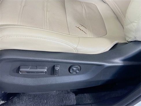 Used 2022 Honda CR-V EX-L image 19