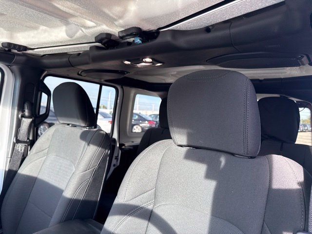 Used 2021 Jeep Wrangler Unlimited Sport AWD/4WD image 12