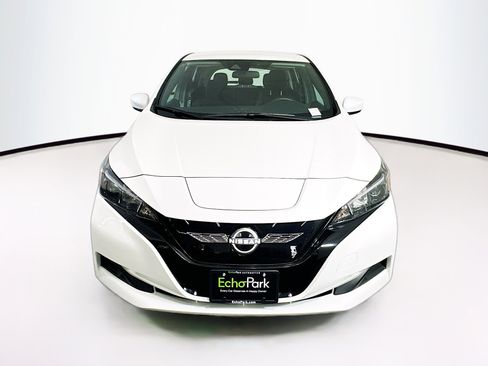 Used 2025 Nissan Leaf S FWD image 2