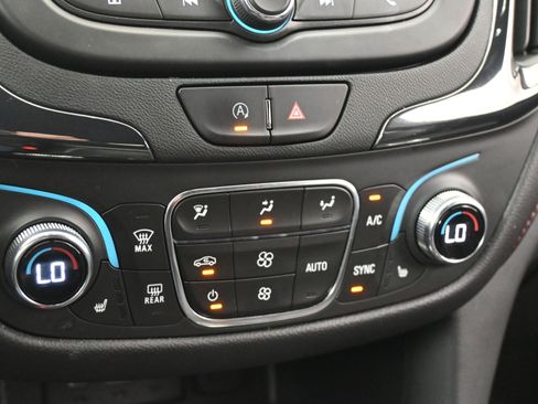 Used 2023 Chevrolet Equinox RS image 14