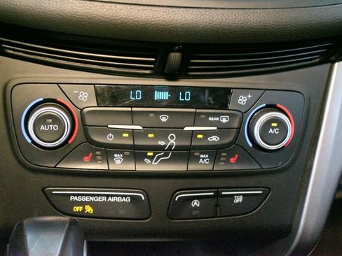 Used 2019 Ford Escape SEL w/ Sun & Style Package AWD/4WD image 26