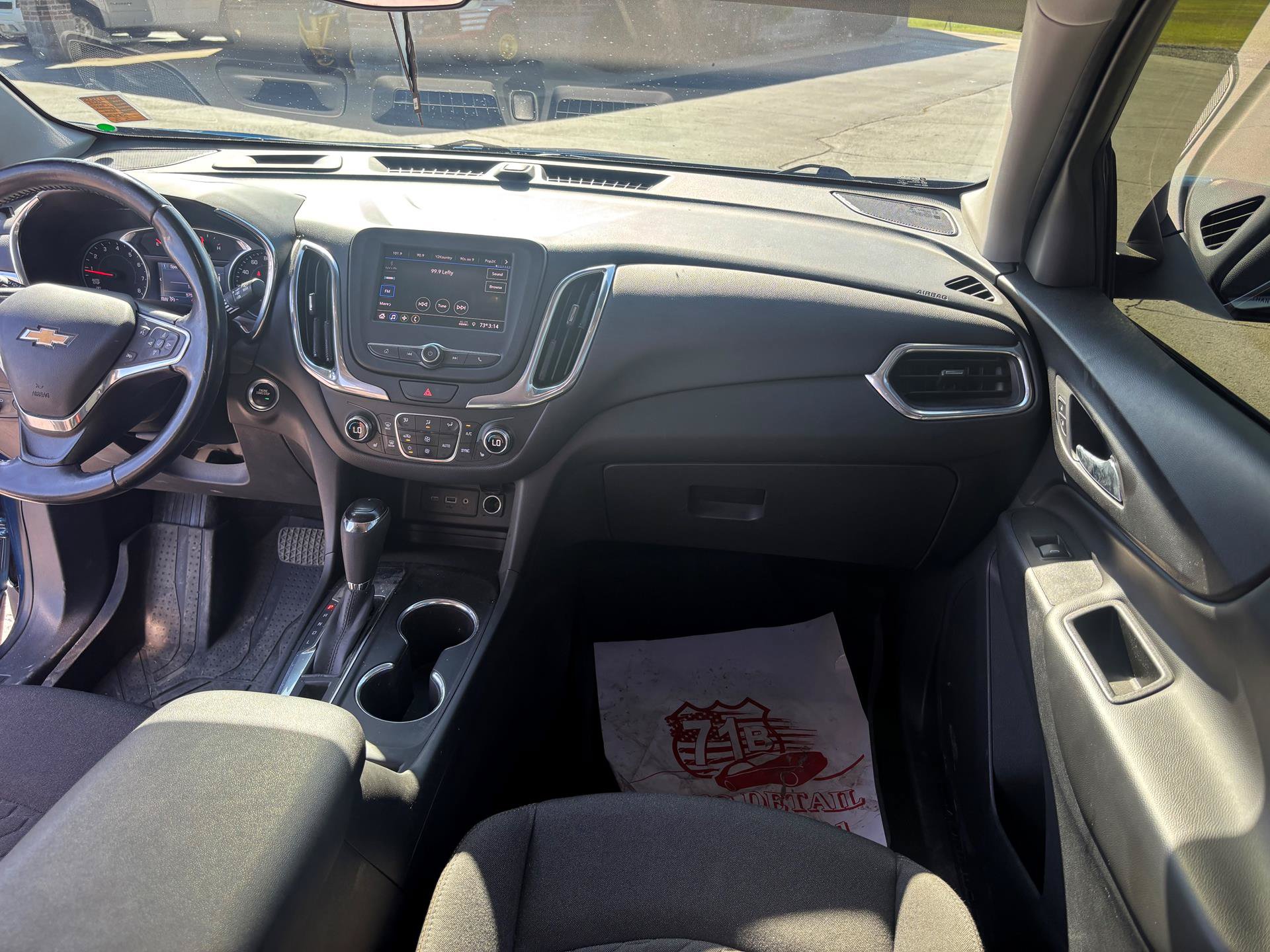Used 2020 Chevrolet Equinox LT FWD image 12