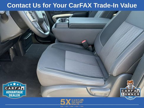 Used 2023 Nissan Titan SV image 27