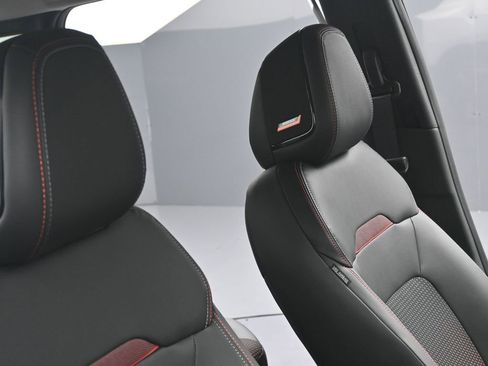 New 2026 Nissan Kicks SR w/ SR Premium Package AWD/4WD image 10