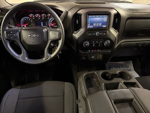Used 2020 Chevrolet Silverado 1500 Custom Trail Boss w/ Custom Convenience Package AWD/4WD image 8