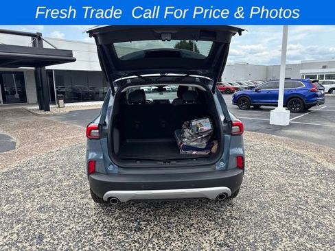Used 2023 Ford Escape Platinum AWD/4WD image 10