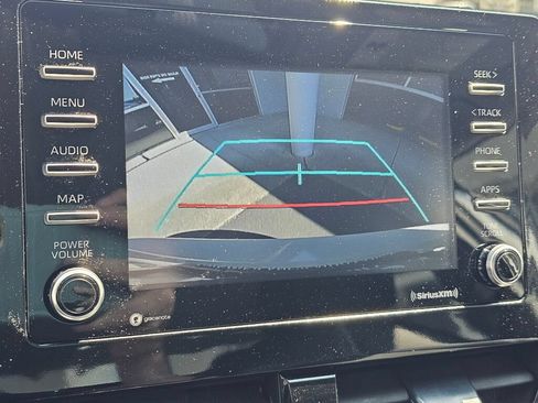 Used 2022 Toyota Camry SE FWD image 21