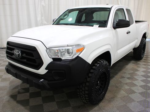 Used 2021 Toyota Tacoma SR image 30
