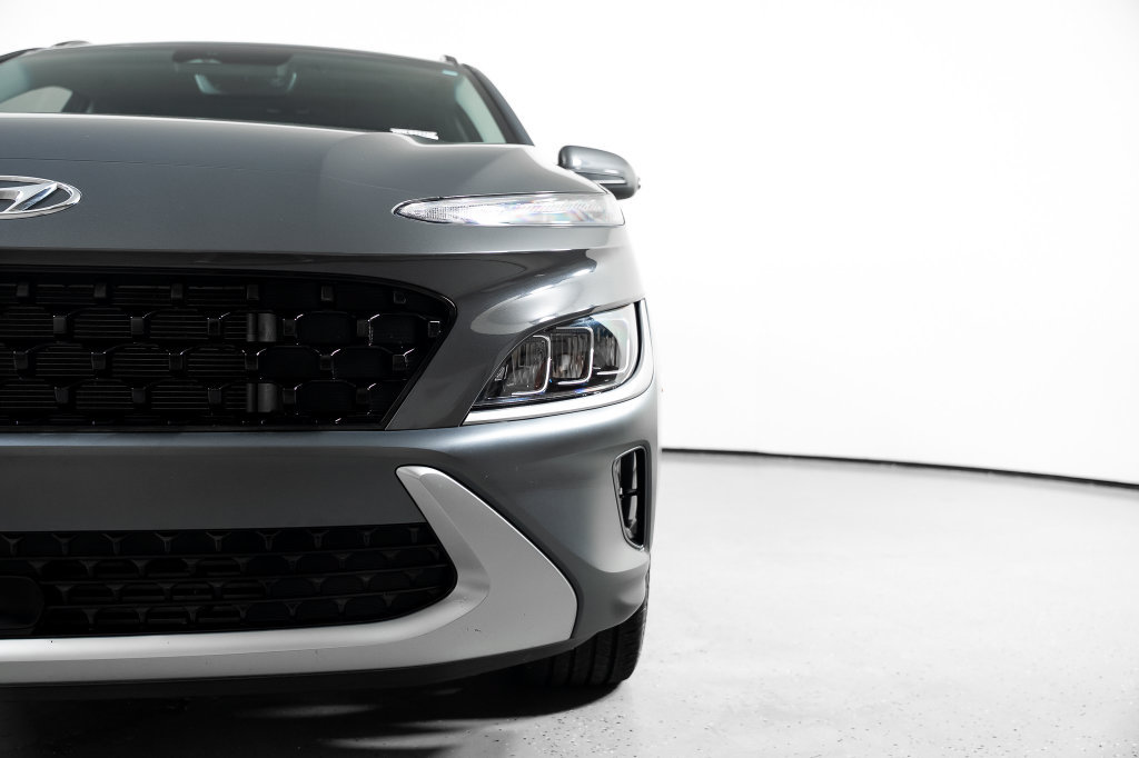 Certified 2023 Hyundai Kona Limited w/ Cargo Package FWD image 19