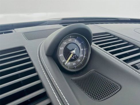 Used 2026 Porsche 911 GT3 RWD image 17