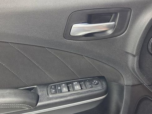Used 2023 Dodge Charger SXT RWD image 29