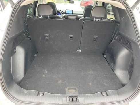 Used 2022 Ford Escape Titanium w/ Class II Trailer Tow Package image 14