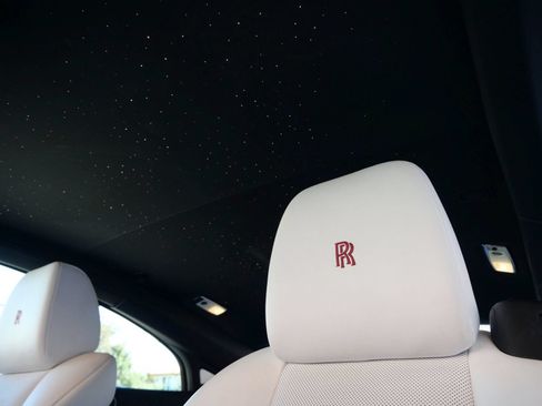 Used 2021 Rolls-Royce Wraith w/ Rolls-Royce Signature Package RWD image 9