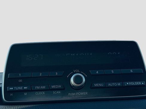 Used 2014 MAZDA MAZDA3 i Touring image 16