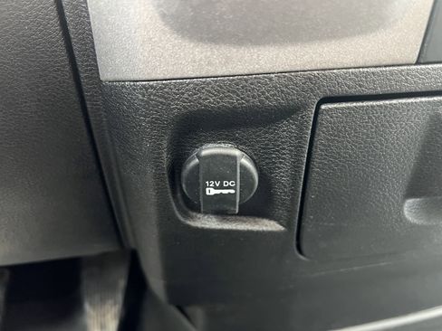 Used 2019 RAM 1500 Express image 22