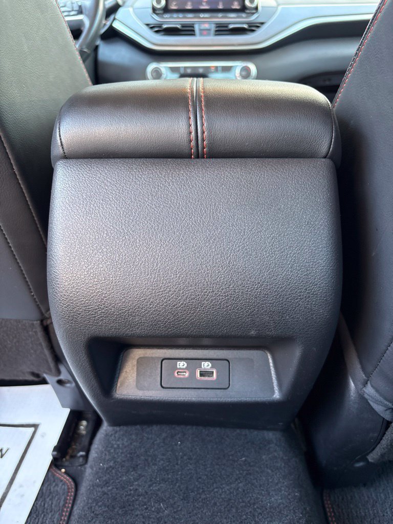 Used 2024 Nissan Altima 2.5 SR FWD image 25