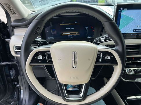 Certified 2025 Lincoln Corsair AWD w/ Equipment Group 101A image 30