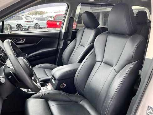 Used 2023 Subaru Ascent Touring image 8