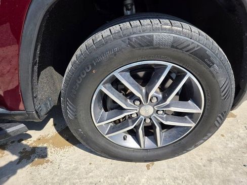 Used 2018 Jeep Grand Cherokee Limited image 29