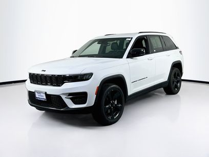 Used 2023 Jeep Grand Cherokee Altitude