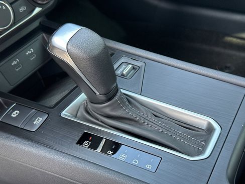 New 2026 Nissan Kicks S image 31