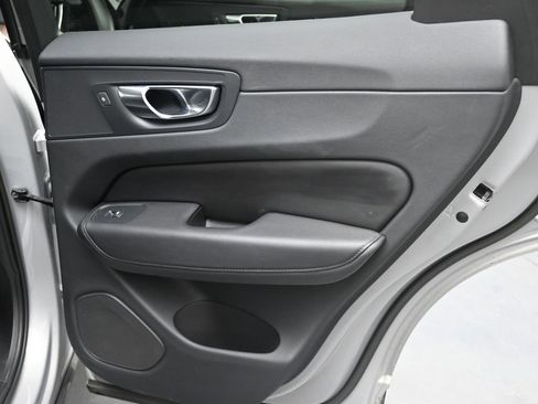 Used 2023 Volvo XC60 B5 Plus w/ Climate Package image 16