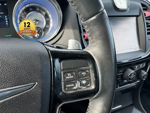Used 2014 Chrysler 300 S image 31