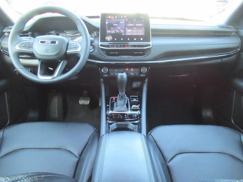 Certified 2026 Jeep Compass Limited AWD/4WD image 12