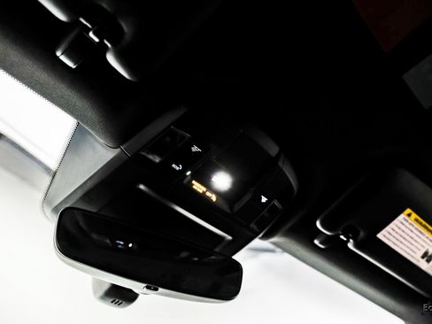 Used 2020 Porsche 911 Carrera RWD image 34