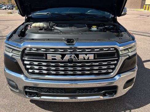 Used 2025 RAM 1500 Limited AWD/4WD image 11