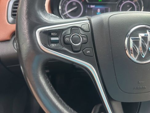 Used 2017 Buick Regal Sport Touring FWD image 20