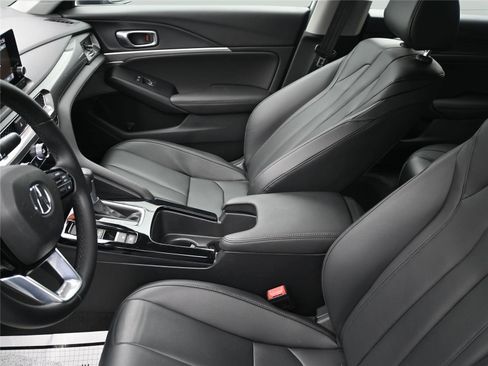 Certified 2023 Acura Integra image 9