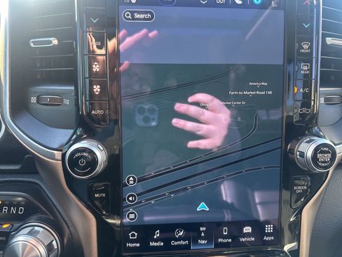 Used 2022 RAM 1500 Laramie w/ Laramie Southwest Edition image 15