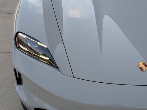 New 2026 Porsche Taycan GTS image 12