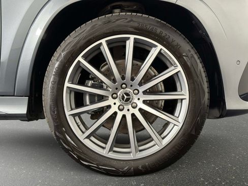Used 2025 Mercedes-Benz GLS 450 4MATIC w/ AMG Line Exterior image 20