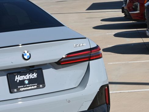 New 2026 BMW 530i xDrive w/ M Sport Package image 8
