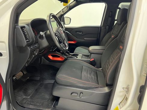 Used 2024 Nissan Frontier PRO-4X w/ Pro Convenience Package AWD/4WD image 15